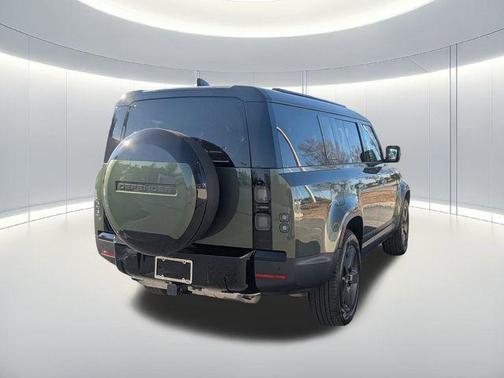 2026 Land Rover Defender P300 S