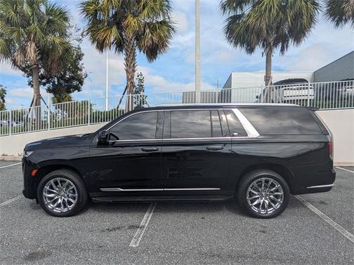 2023 Cadillac Escalade ESV Premium Luxury