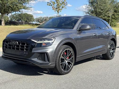 2020 Audi Q8 55 Premium Plus
