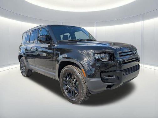Santorini Black Metallic 2026 Land Rover Defender P300 S