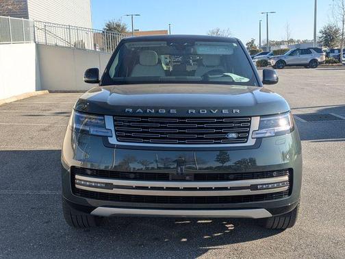 2025 Land Rover Range Rover P530 SE
