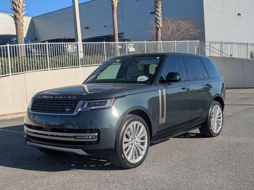 2025 Land Rover Range Rover P530 SE