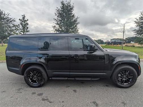 2025 Land Rover Defender 130 P300 S