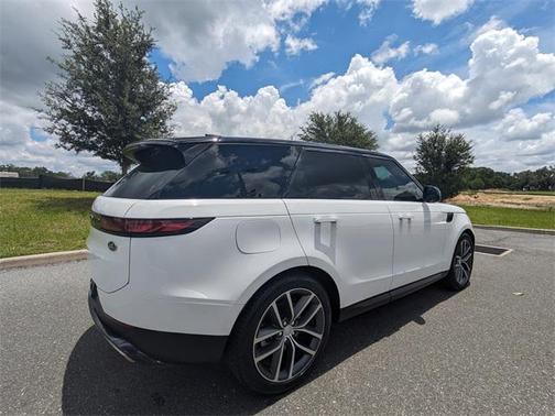 2023 Land Rover Range Rover Sport SE