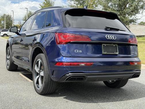 2023 Audi Q5 45 S line Prestige