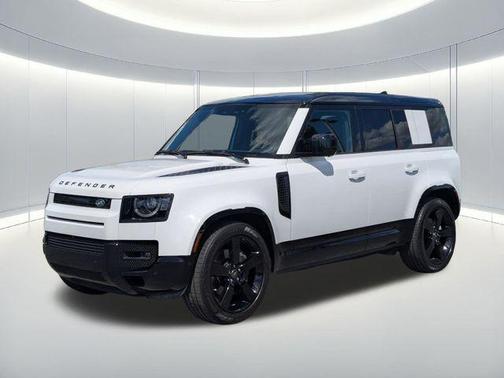 Fuji White 2025 Land Rover Defender 110 P500 X-Dynamic SE