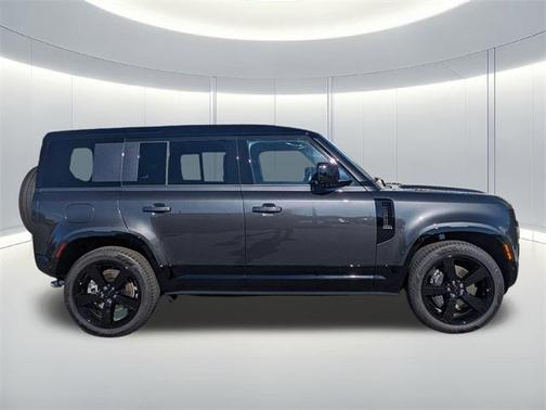 2026 Land Rover Defender X-Dynamic SE