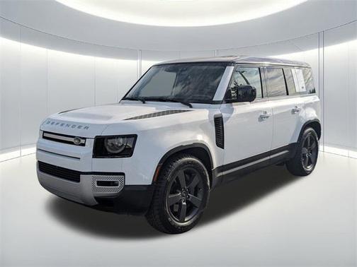 2024 Land Rover Defender 110 P500 SE