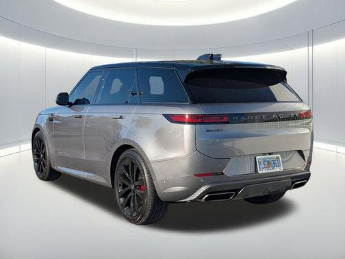 2024 Land Rover Range Rover Sport SE