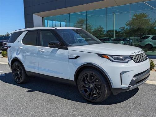 2025 Land Rover Discovery P300 S