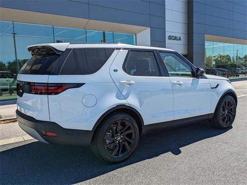2025 Land Rover Discovery P300 S