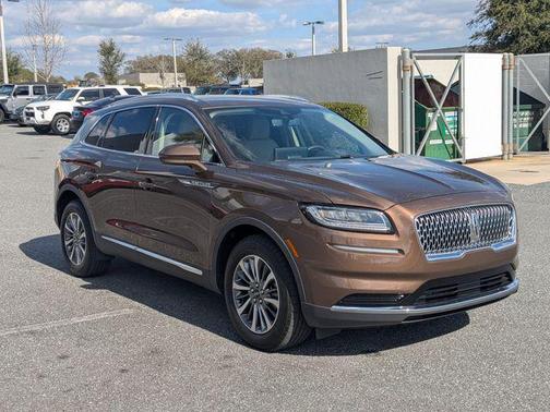 2022 Lincoln Nautilus Standard