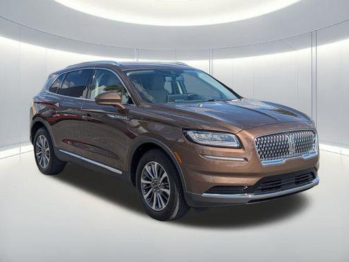 2022 Lincoln Nautilus Standard