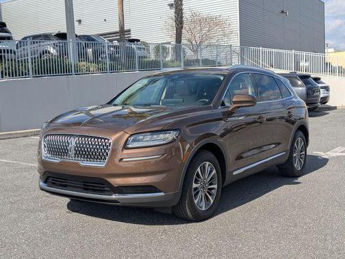 2022 Lincoln Nautilus Standard