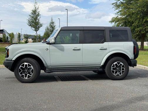 Cactus Gray 2023 Ford Bronco Outer Banks
