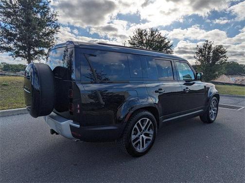 2024 Land Rover Defender 130 P300 S