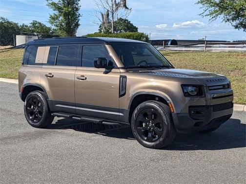 2024 Land Rover Defender 110 P300