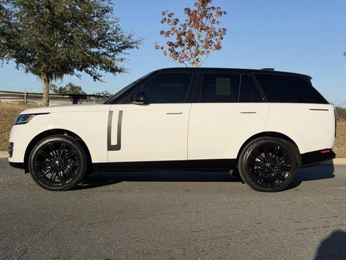 2023 Land Rover Range Rover P400 SE