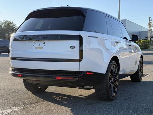 2023 Land Rover Range Rover P400 SE