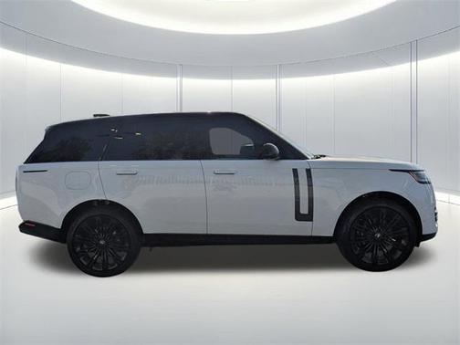 2023 Land Rover Range Rover P400 SE
