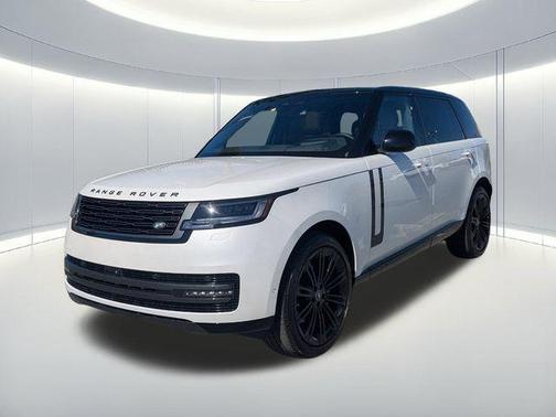 2025 Land Rover Range Rover P400 SE 7 Seat