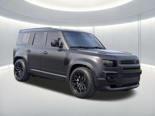 Santorini Black Metallic 2020 Land Rover Defender 110 SE