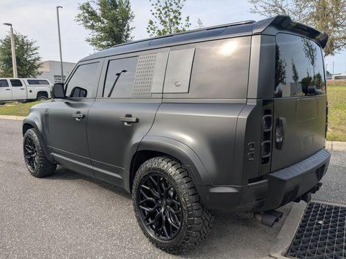 Santorini Black Metallic 2020 Land Rover Defender 110 SE