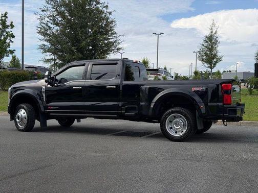 Agate Black Metallic 2024 Ford F-450 Platinum