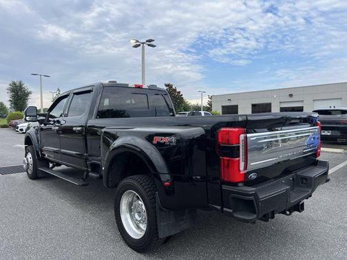Agate Black Metallic 2024 Ford F-450 Platinum