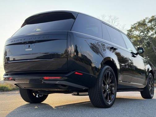 2024 Land Rover Range Rover P400 SE