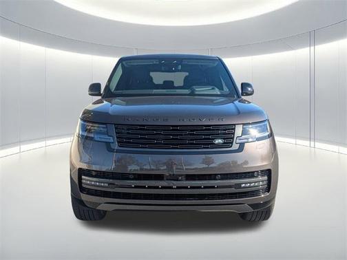 2026 Land Rover Range Rover P400 SE 7 Seat