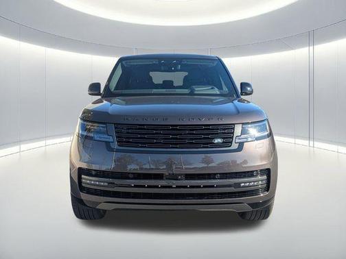 2026 Land Rover Range Rover P400 SE 7 Seat