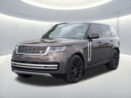 2024 Land Rover Range Rover P550e Autobiography