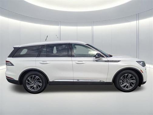 2021 Lincoln Aviator Standard