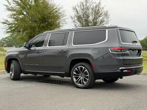 2024 Jeep Grand Wagoneer L Series III 4x4