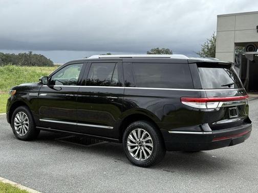 2024 Lincoln Navigator Premiere