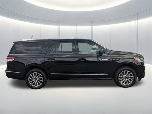 2024 Lincoln Navigator Premiere