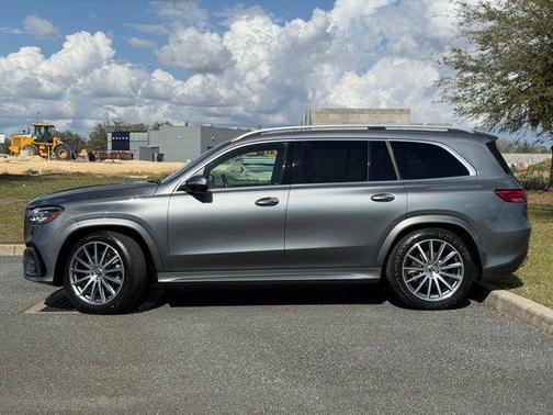 2025 Mercedes-Benz GLS 450 4MATIC