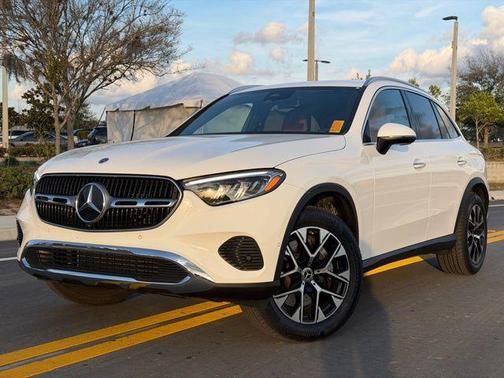 2025 Mercedes-Benz GLC 350e Base