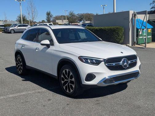 2025 Mercedes-Benz GLC 350e Base