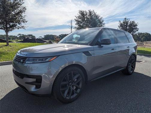 2025 Land Rover Range Rover Sport SE