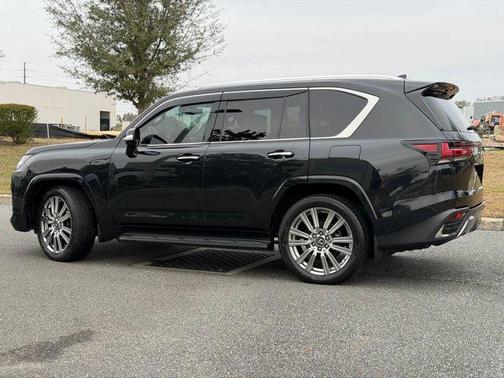 2023 Lexus LX 600 Ultra Luxury