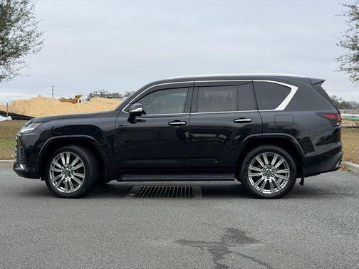 2023 Lexus LX 600 Ultra Luxury