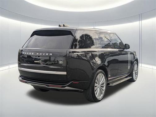 2023 Land Rover Range Rover First Edition