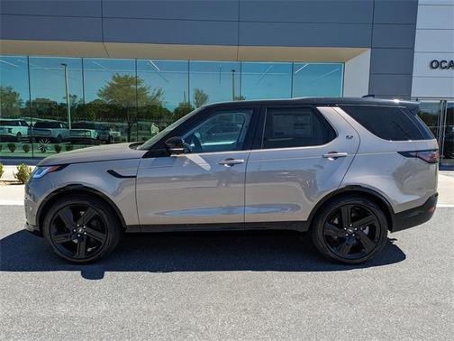 2025 Land Rover Discovery P360 Dynamic SE