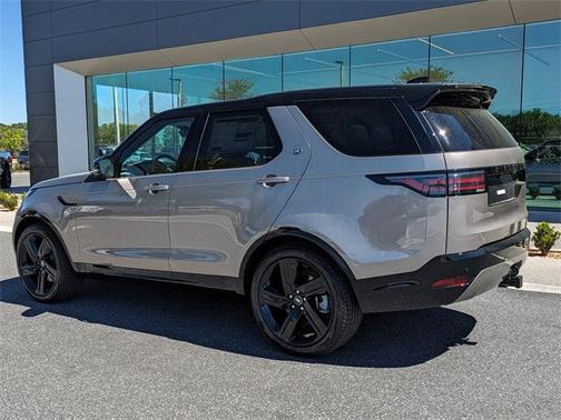 2025 Land Rover Discovery P360 Dynamic SE