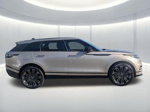 Batumi Gold Premium Metallic 2026 Land Rover Range Rover Velar P400 Dynamic SE