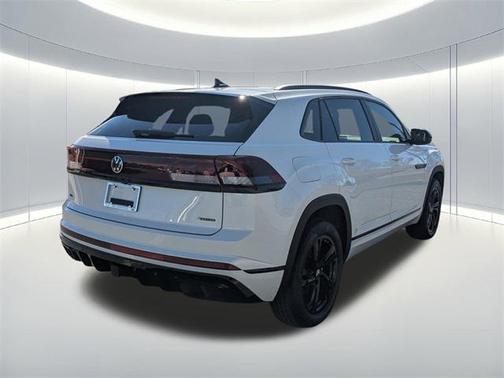 2025 Volkswagen Atlas Cross Sport 2.0T SEL