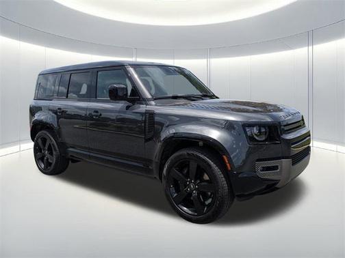 2025 Land Rover Defender 110 P500 X-Dynamic SE