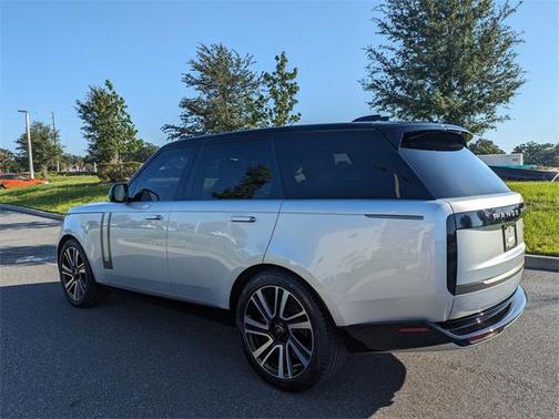 2023 Land Rover Range Rover P400 SE